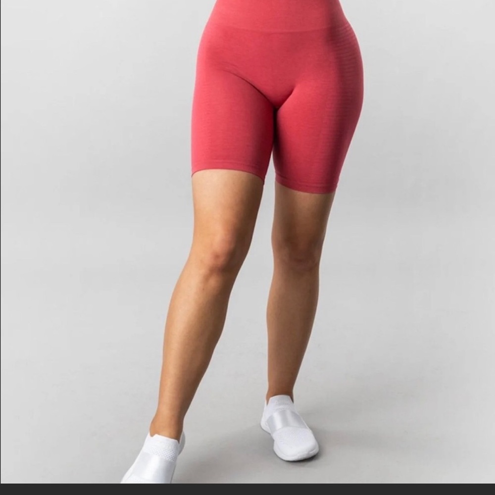 Alphalete bike shorts